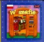 W szafie